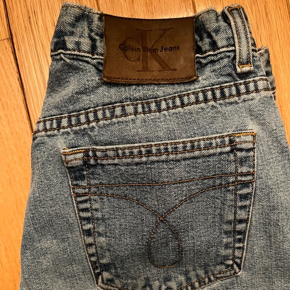 Calvin Klein Mom Jeans - Picture 3 of 5